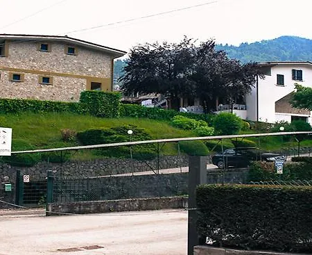 Apartmanhotel Elettra Crone