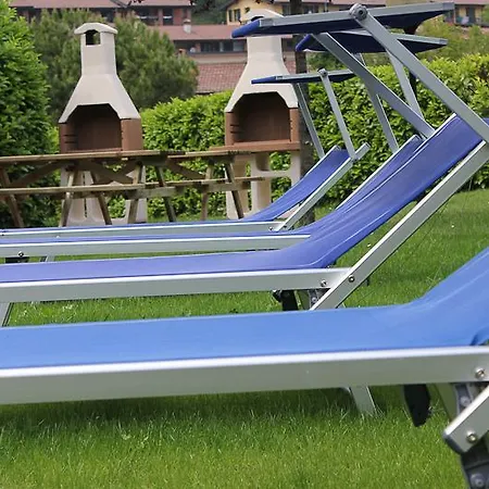 Elettra Apartmanhotel Crone