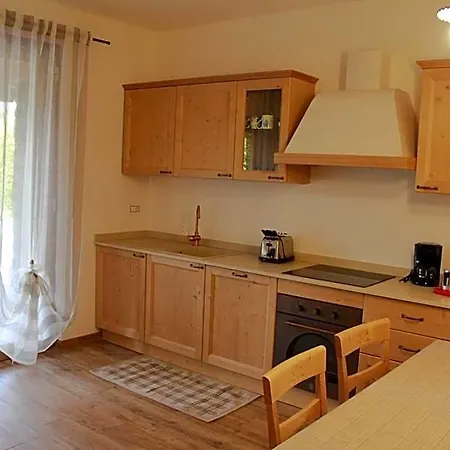 Elettra Aparthotel Crone